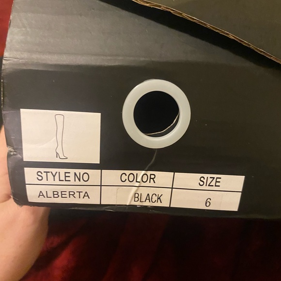 Needs More Attention Knit Over The Knee - Picture 9 of 9